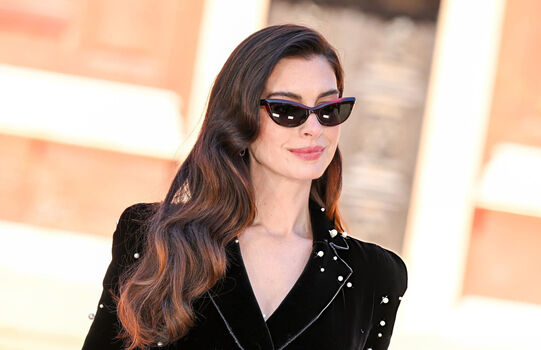 Full leaked Anne hathaway page private onlyfans photo