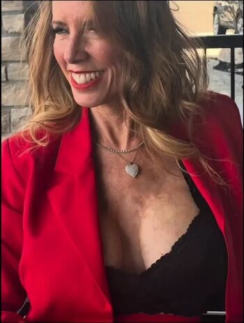 Annette Warburton