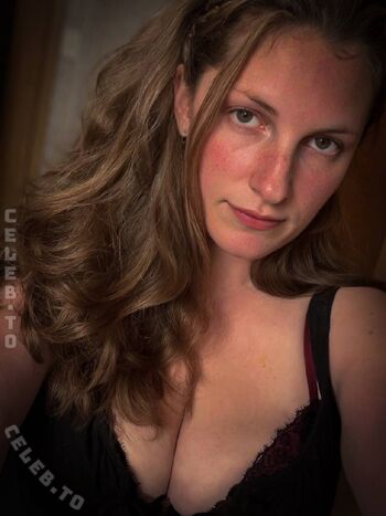 Full leaked Anni  backup page private onlyfans photo