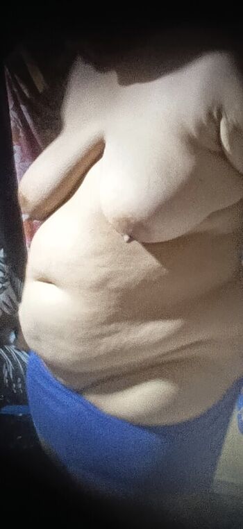 Full leaked Anouk busty private onlyfans photo