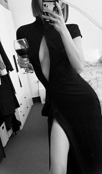 Full leaked Anshia flower private onlyfans photo