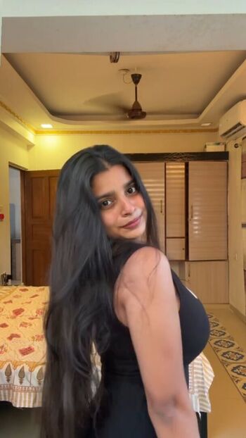Full leaked Anushka deokate page private onlyfans photo