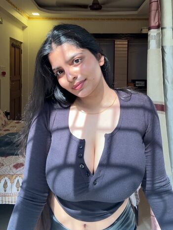 Full leaked Anushka deokate private onlyfans photo