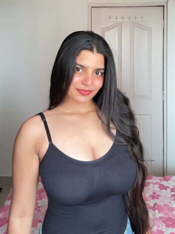 Full leaked Anushkadiariess private onlyfans photo