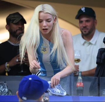 Full leaked Anya taylor joy  page private onlyfans photo