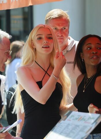 Full leaked Anya taylor joy private onlyfans photo