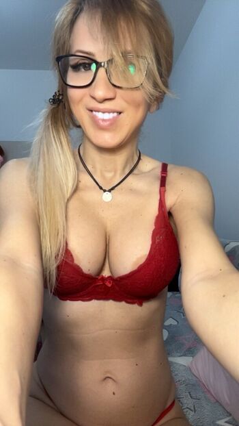 Full leaked Anysadoll private onlyfans photo
