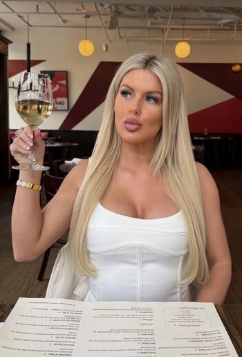 Full leaked Anythingblondbarbiie private onlyfans photo