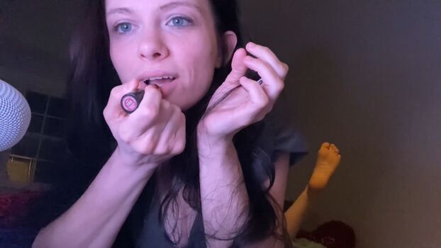 April Daisy Asmr