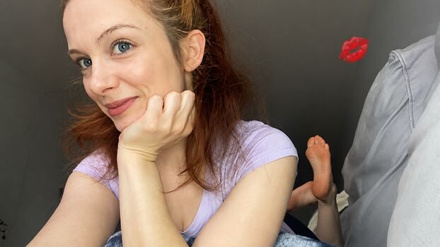 April Daisy Asmr