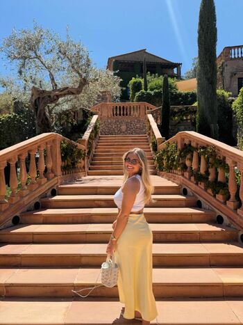 Full leaked Aprilclawrence private onlyfans photo