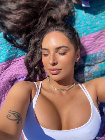 Full leaked Arabic princess private onlyfans photo