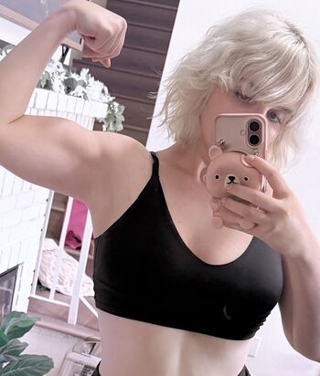 Full leaked Aretteepls private onlyfans photo