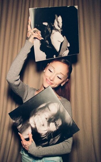 Full leaked Ariana grande page private onlyfans photo