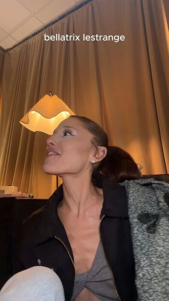 Full leaked Ariana grande page private onlyfans photo