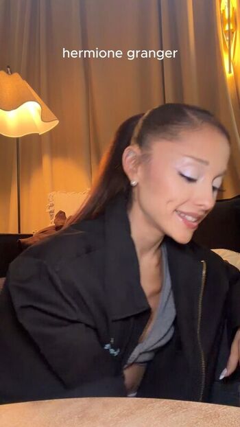 Full leaked Ariana grande private onlyfans photo