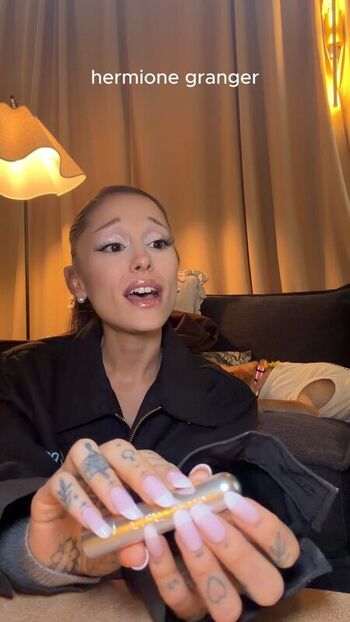 Full leaked Ariana grande private onlyfans photo