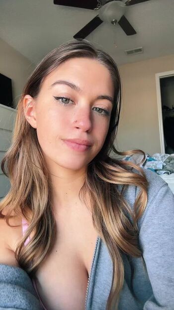 Full leaked Ariana orsborn page private onlyfans photo