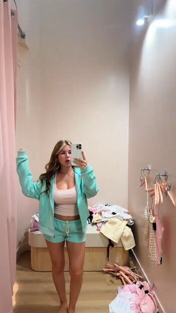 Ariana White