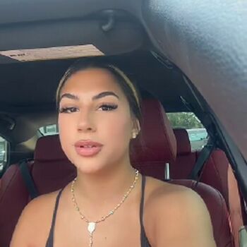 Full leaked Arianamarialee private onlyfans photo