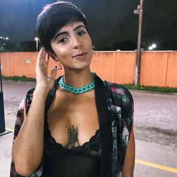 Full leaked Arianelcrd private onlyfans photo