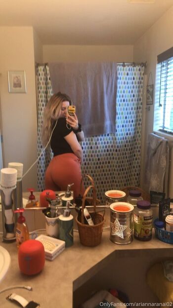 ariannaranai02