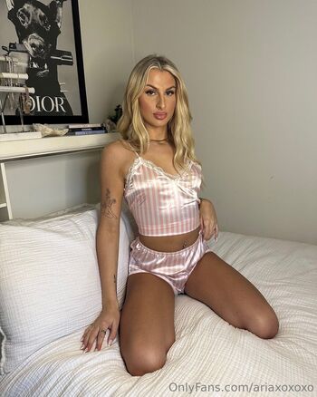Full leaked Ariaxoxoxo page private onlyfans photo