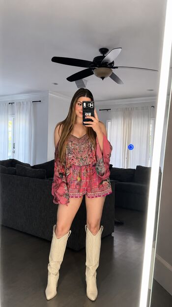 Full leaked Ariel winter private onlyfans photo