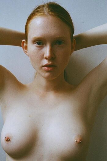 Full leaked Arinabik private onlyfans photo