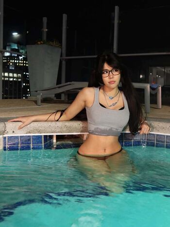 Full leaked Ariwillkillu  page private onlyfans photo