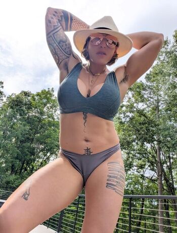 Full leaked Armpit fetish  page private onlyfans photo