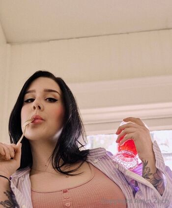 Full leaked Arryn zech private onlyfans photo