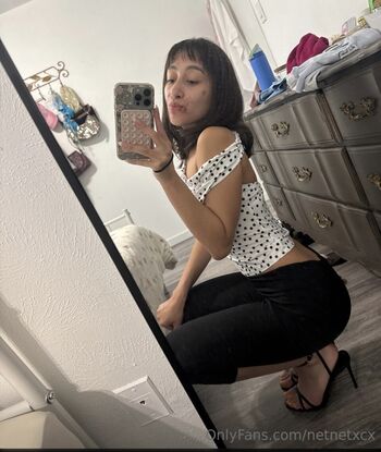 Full leaked Artnettt private onlyfans photo