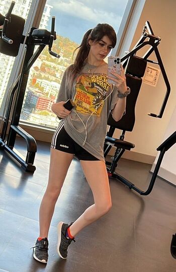 Full leaked Aruuu  page private onlyfans photo