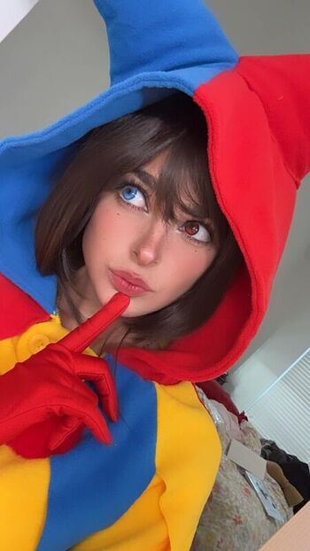 Full leaked Aruuu private onlyfans photo