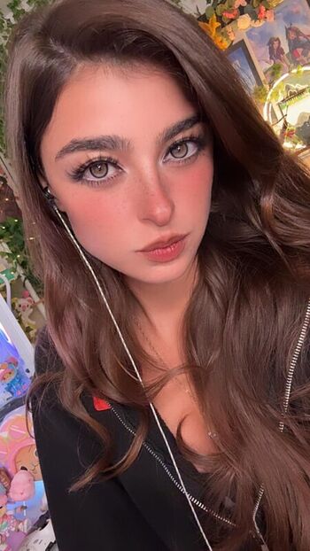 Full leaked Aruuu  page private onlyfans photo