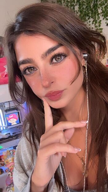 Full leaked Aruuu  page private onlyfans photo