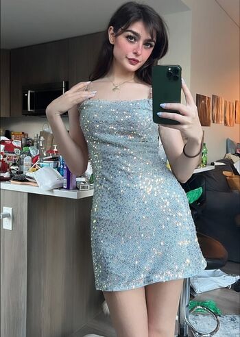 Full leaked Aruuu private onlyfans photo