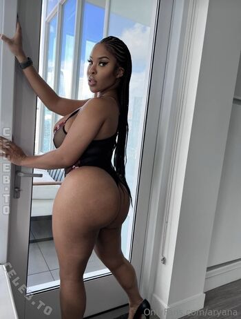 Full leaked Aryana  page private onlyfans photo