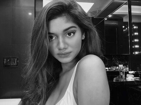 Full leaked Asfa sinha private onlyfans photo
