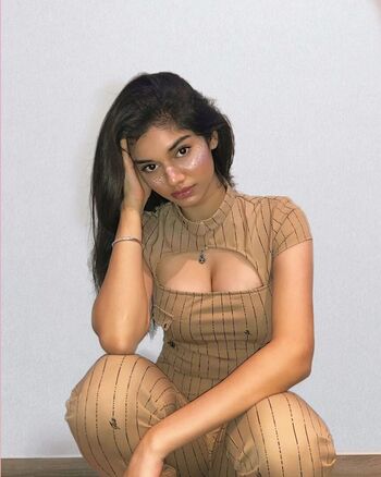 Full leaked Asfa sinha private onlyfans photo