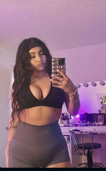 Full leaked Ashhuniid private onlyfans photo