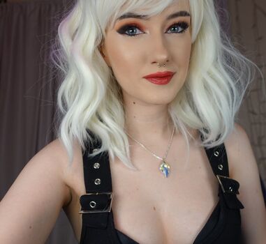 Full leaked Ashi private onlyfans photo