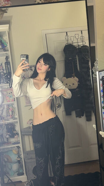 Full leaked Ashisbees private onlyfans photo