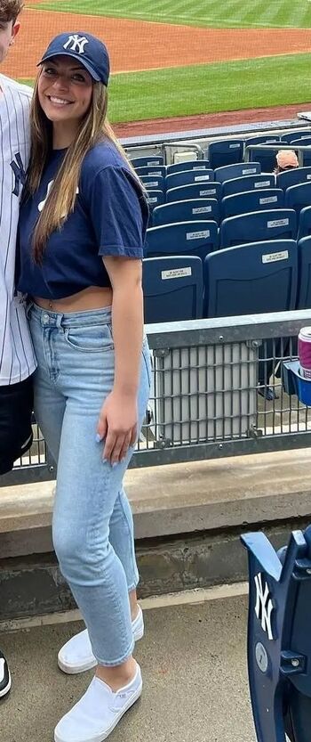 Full leaked Ashleighmarchetti private onlyfans photo