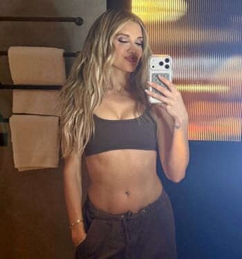 Full leaked Ashley roberts page private onlyfans photo