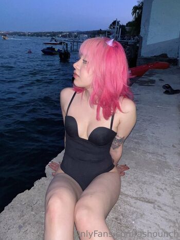 Full leaked Ashounch page private onlyfans photo