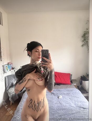 Full leaked Asialucia private onlyfans photo