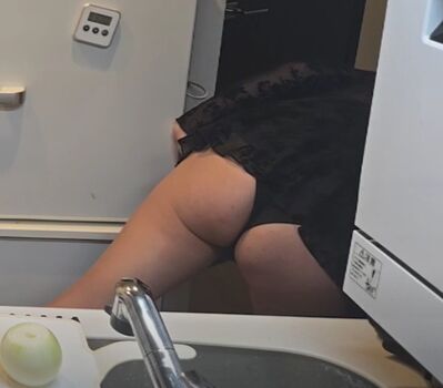Asian Streamers