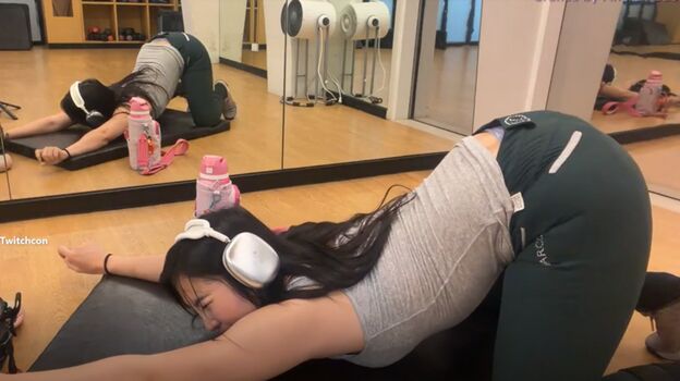 Full leaked Asian streamers private onlyfans photo